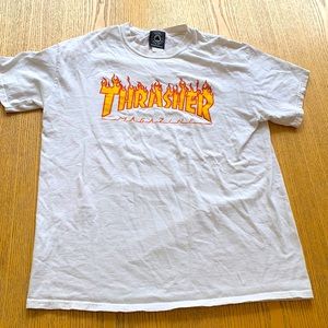White thrasher t